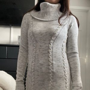Long turtleneck sweater